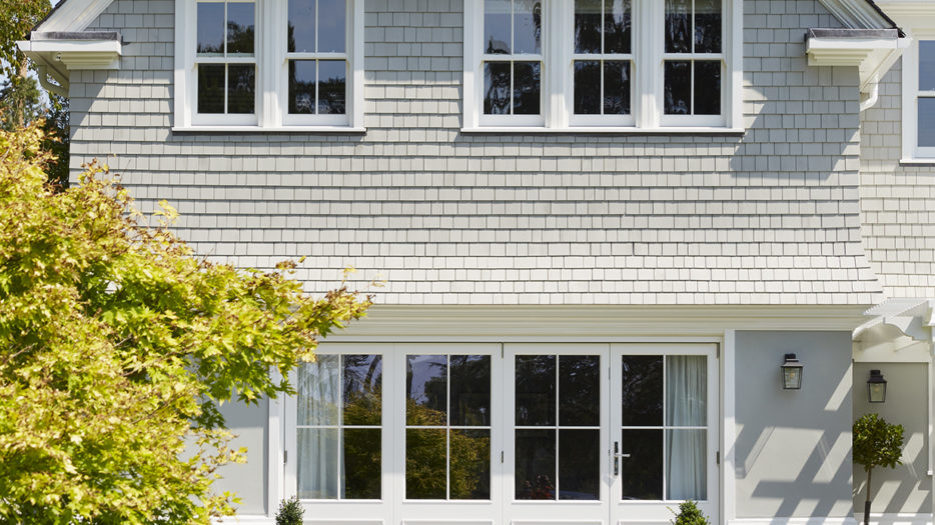 Country Estate Cape Cod Siding