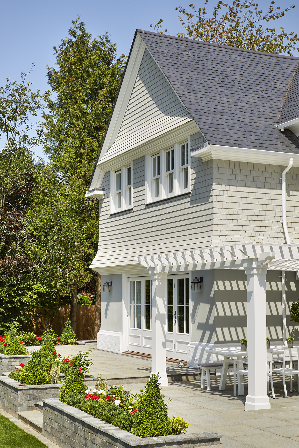 Country Estate Cape Cod Siding