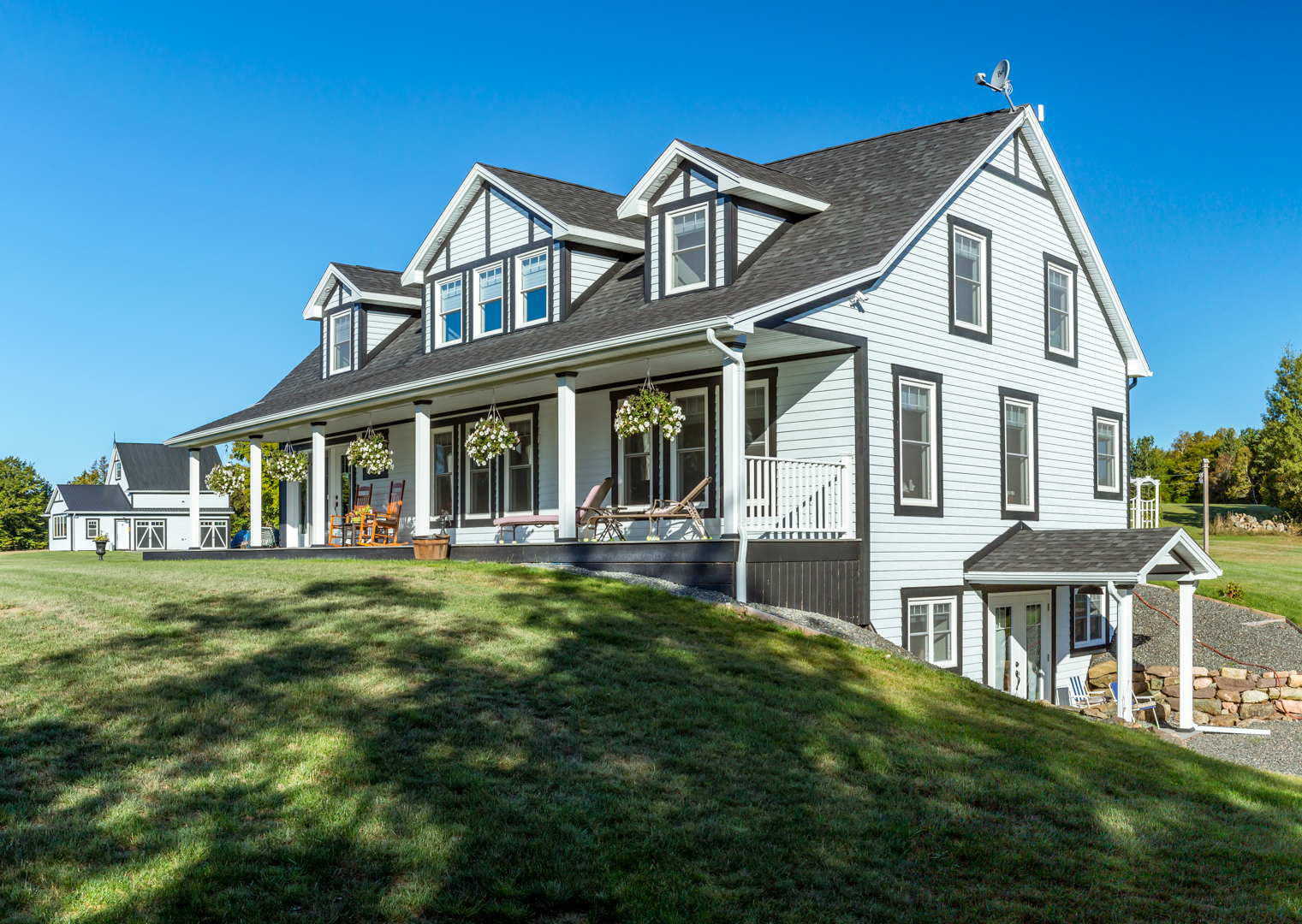 Farm House Cape Cod Siding